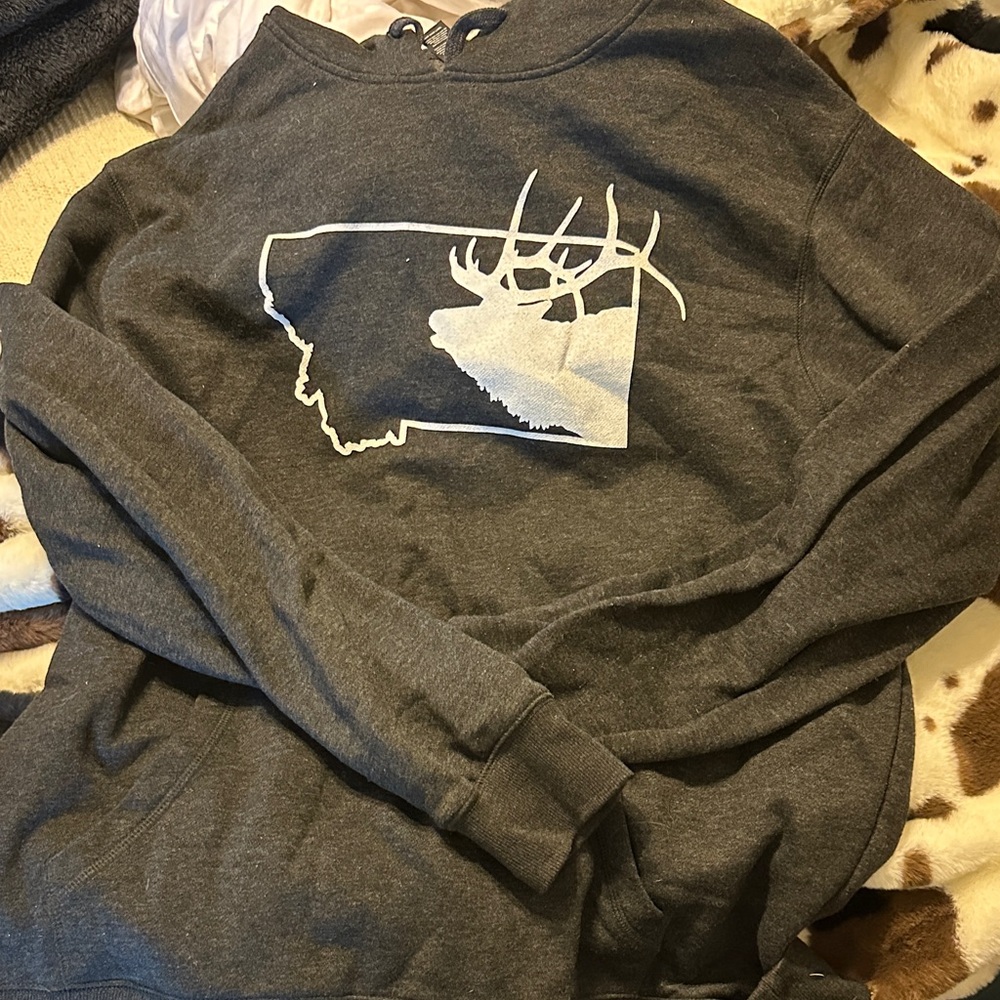 Gray Sweatshirt with Deer Graphic